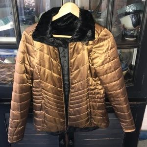 North face Reversible Black & Gold Insulated Down